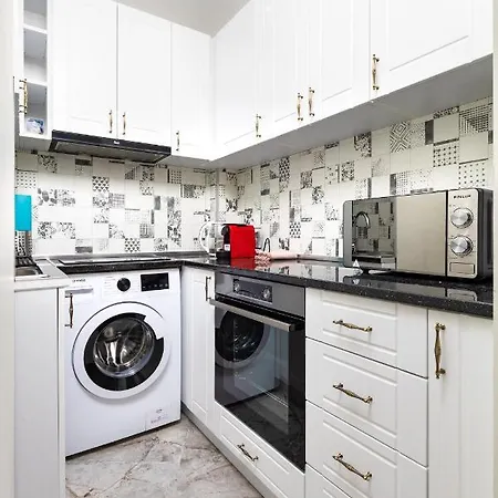Bright Escape: Modern & Cozy 1bd